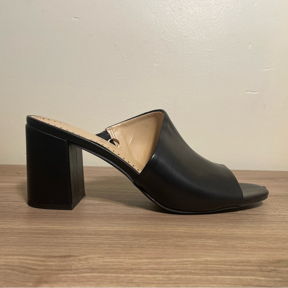 ADRIENNE VITTADINI Albi Heeled Mules Women's US Size 9M Black Faux Leather
